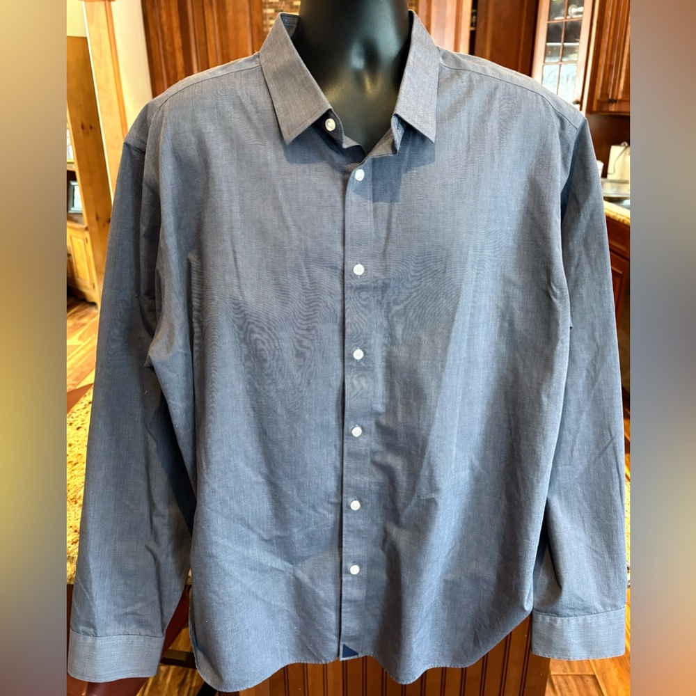 UNTUCKit Men's Charcoal Button-Down‎ Shirt